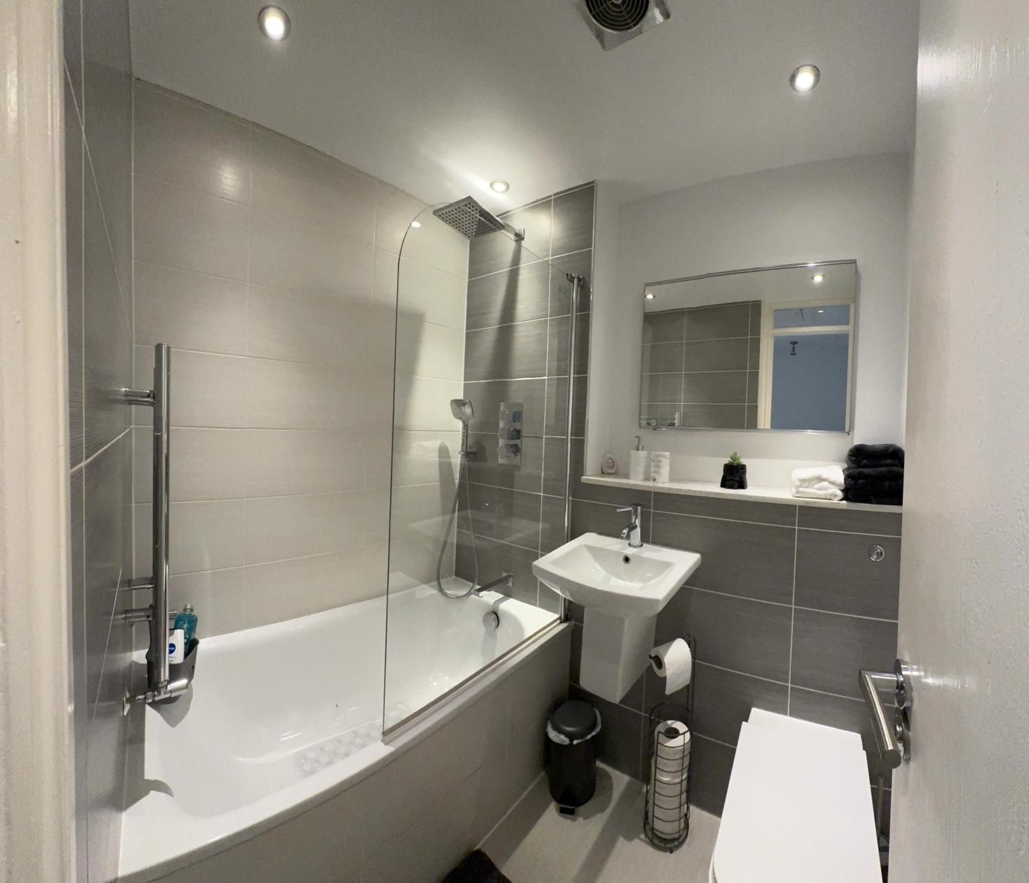 2 Bed House Near Canary Wharf Casa vacanze