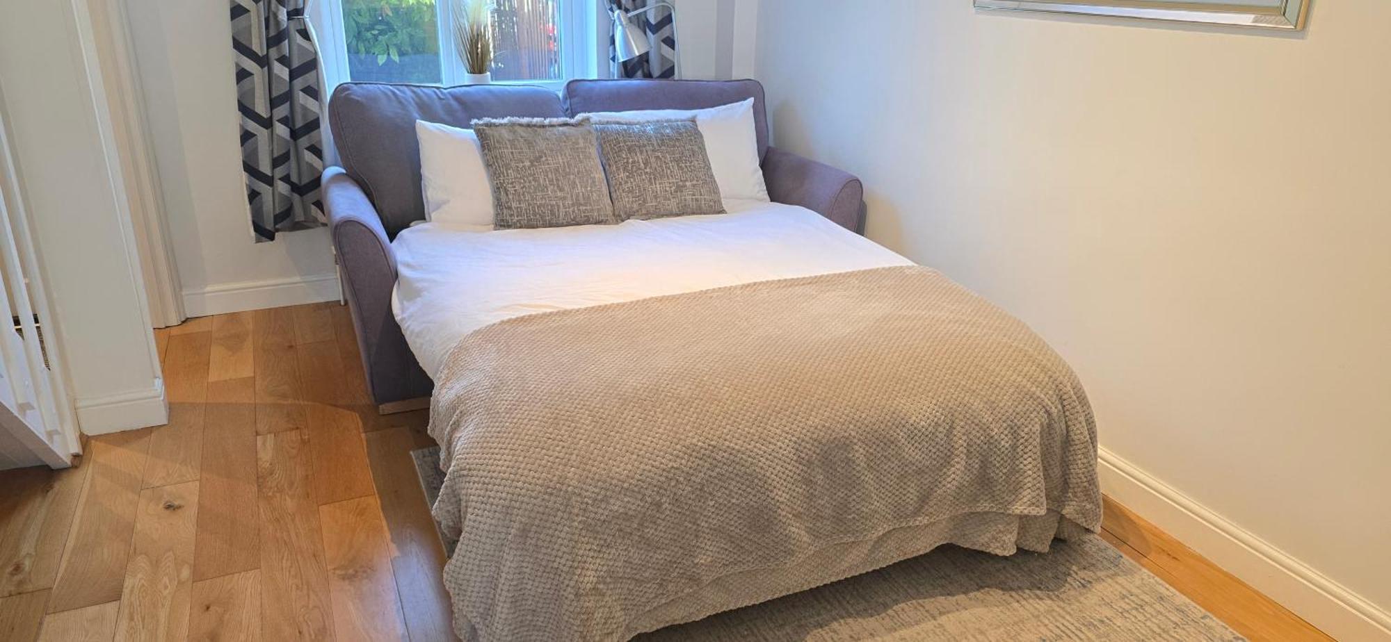 2 Bed House Near Canary Wharf Ferienhaus London